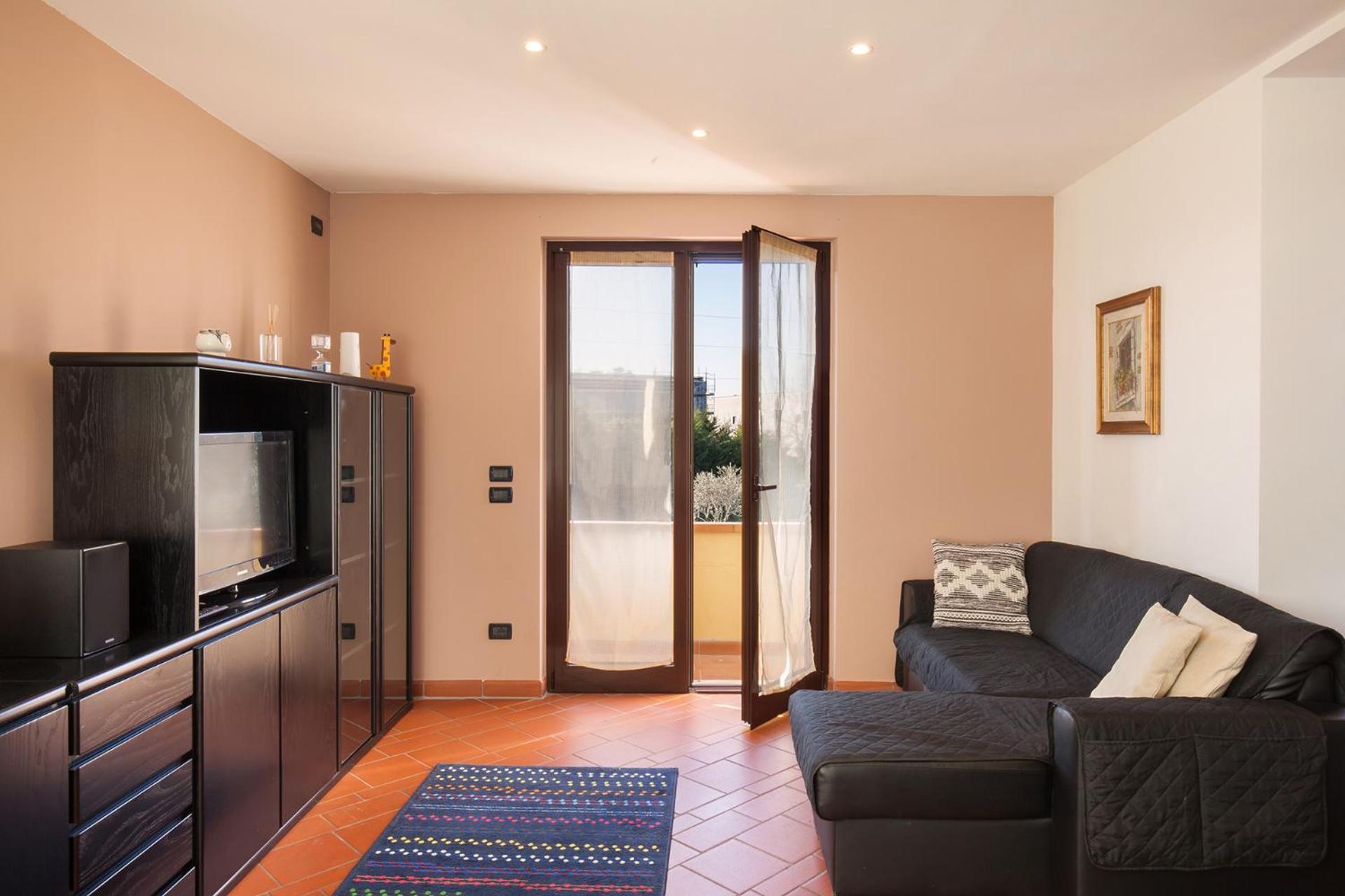 Casa Azzurra-comodo In Apartment
